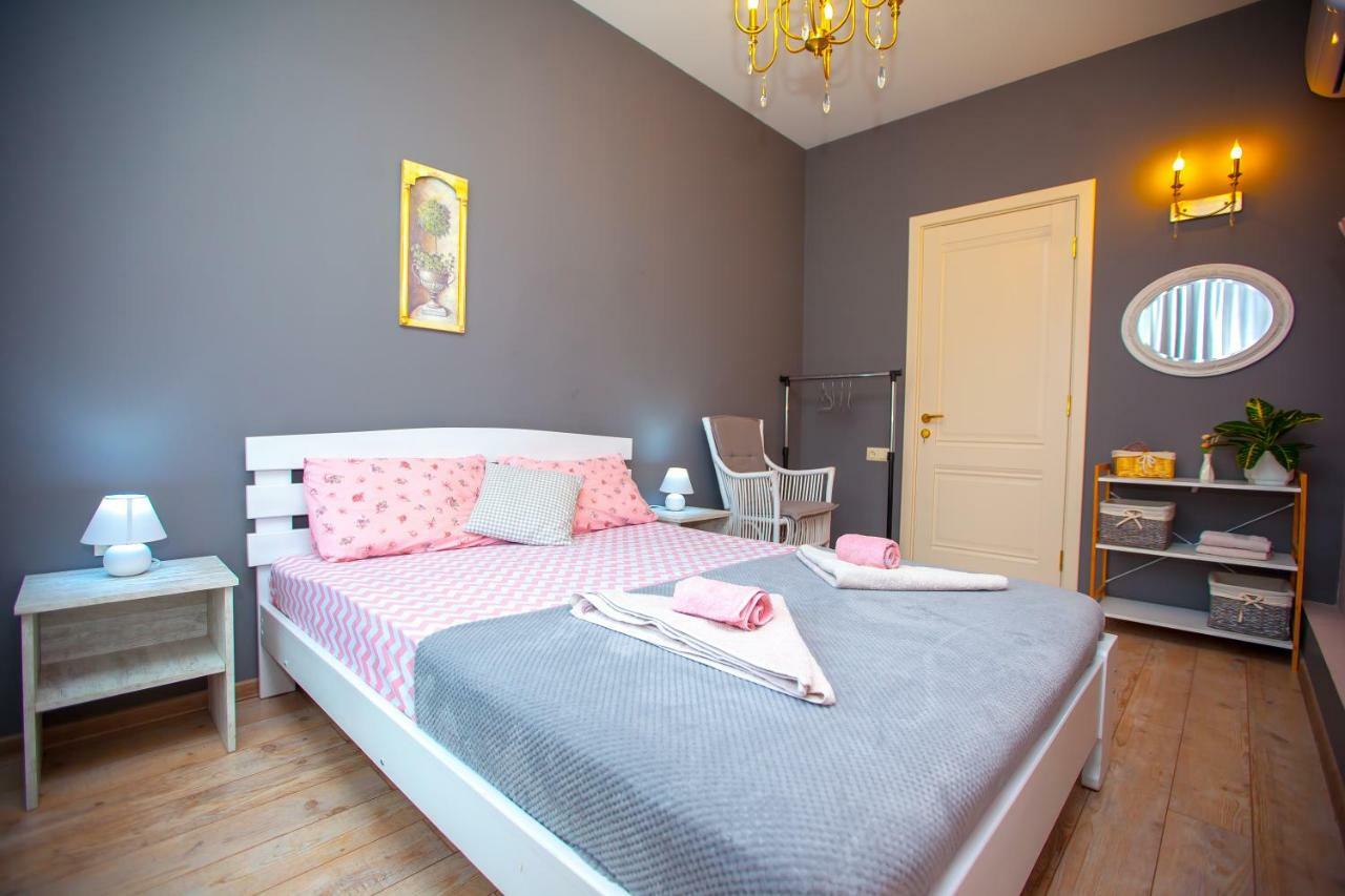 Tbilisi LOA Apartment Bagian luar foto